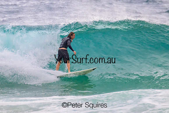 Whale_Beach_230111_091201_0039
