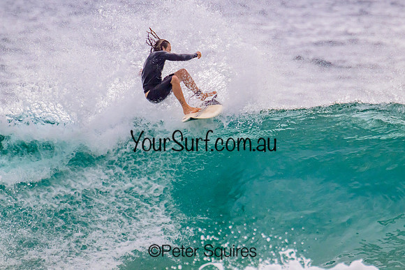 Whale_Beach_230111_091204_0048
