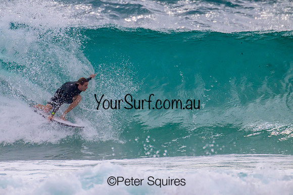 Whale_Beach_230111_092126_0095