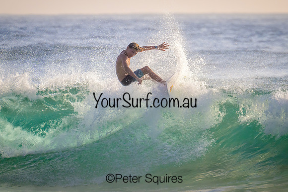 Whale_Beach_230126_074421_0104