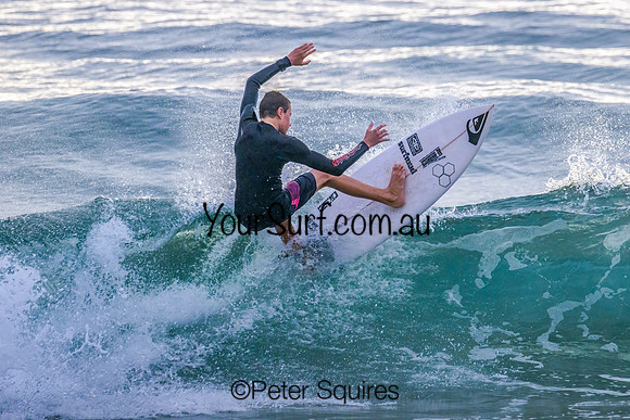 Whale_Beach_230228_074715_00098-EE