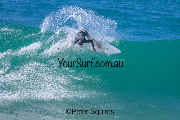 Whale_Beach_230306_111705_00919