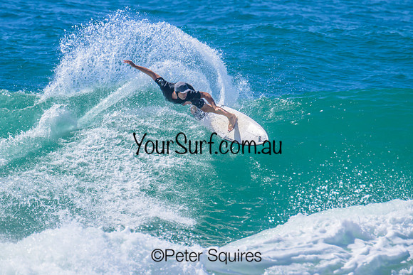Whale_Beach_230306_112732_01180