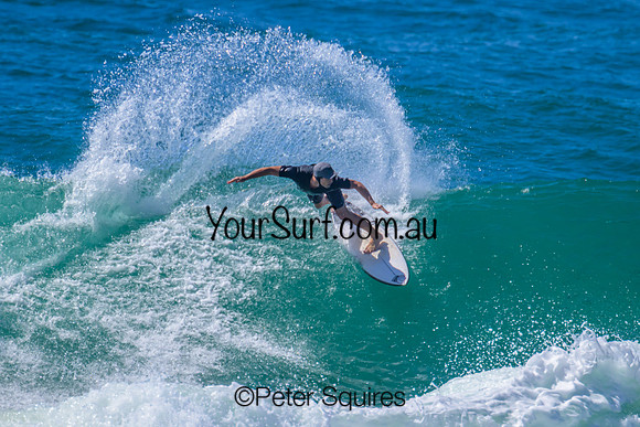 Whale_Beach_230306_112732_01181