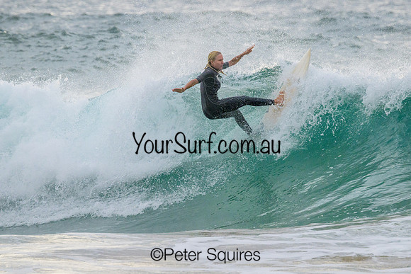 Whale_Beach_230312_080525_0002