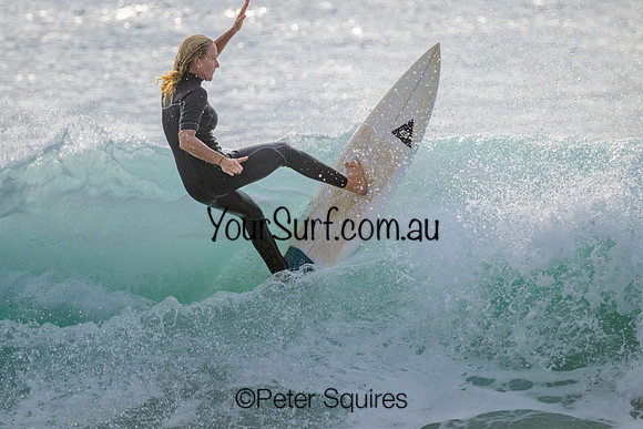 Whale_Beach_230312_084420_0138