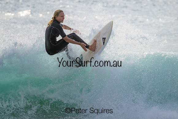 Whale_Beach_230312_084421_0140