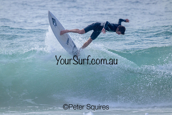 Whale_Beach_230425_084513_00378