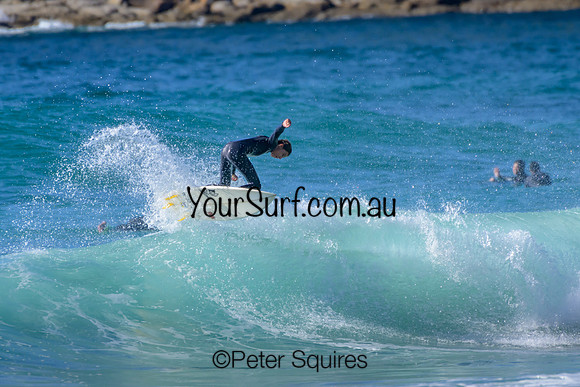 Whale_Beach_230410_090147_00394