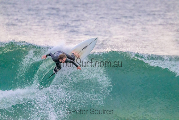 Whale_Beach_220830_070343_0013