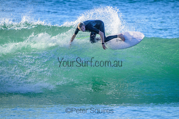 Whale_Beach_220420_080612_0093