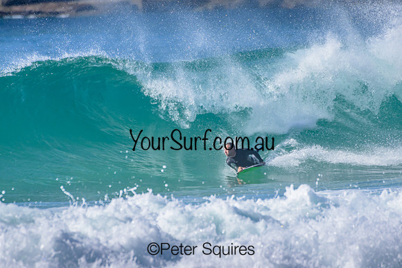 Whale_Beach_230410_091545_00554