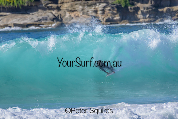 Whale_Beach_230410_085857_00257