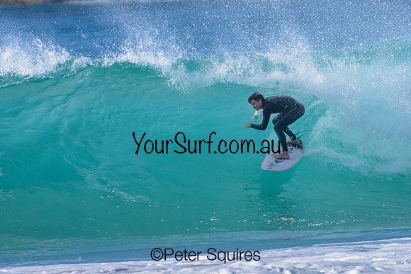 Whale_Beach_230410_084714_00105