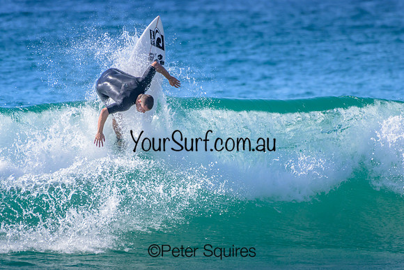Whale_Beach_230410_091134_00492