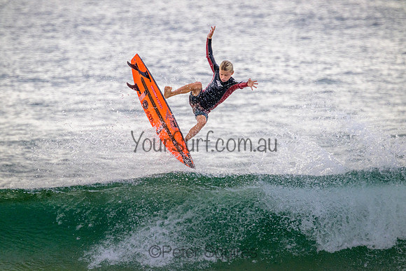Whale_Beach_220325_085704_0085