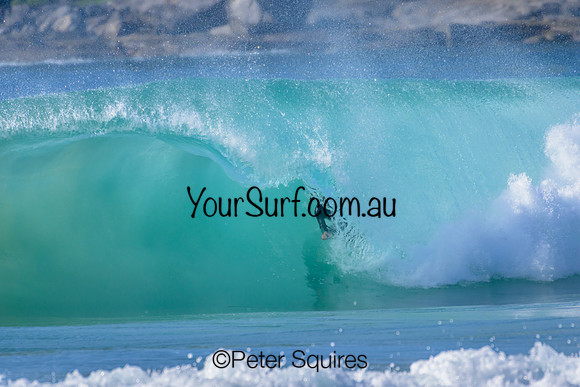 Whale_Beach_230410_084141_00017