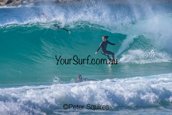 Whale_Beach_230410_090048_00380