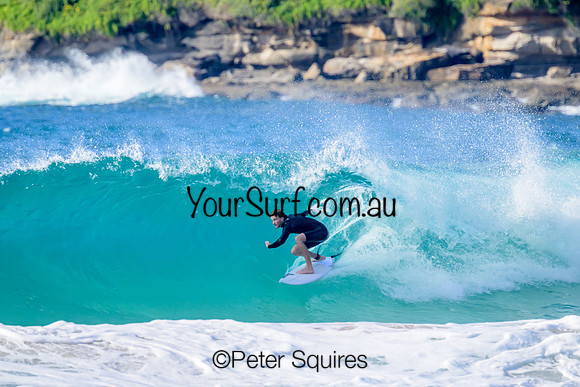 Whale_Beach_230425_091215_01190