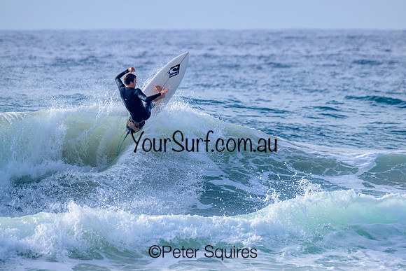 Whale_Beach_230425_084901_00484