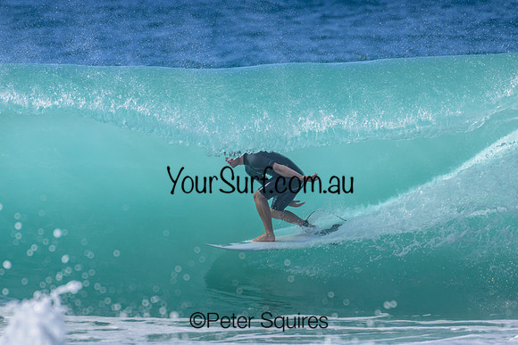 Whale_Beach_230410_092431_00749