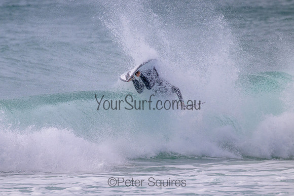 Whale_Beach_220910_094850_0118