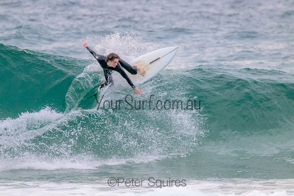 Whale_Beach_220830_071037_0030