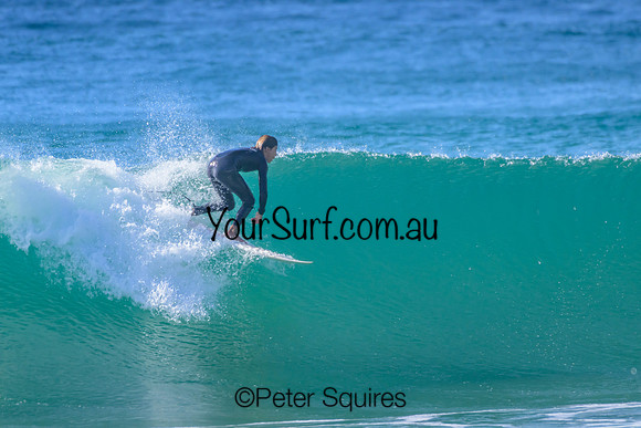 Whale_Beach_230410_091721_00587
