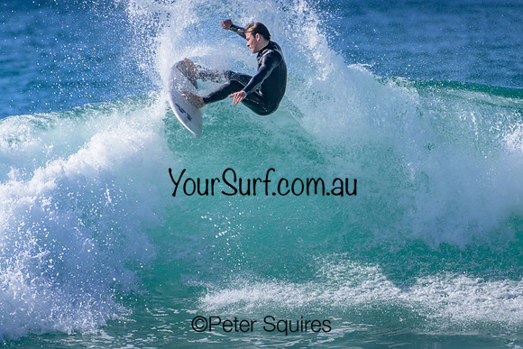 Whale_Beach_230410_093154_00870