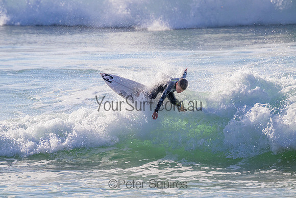 Whale_Beach_220729_090100_061