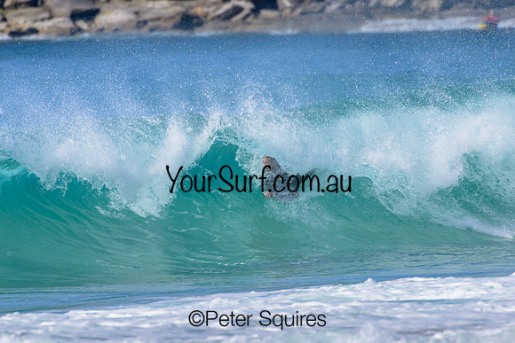 Whale_Beach_230410_093927_01050