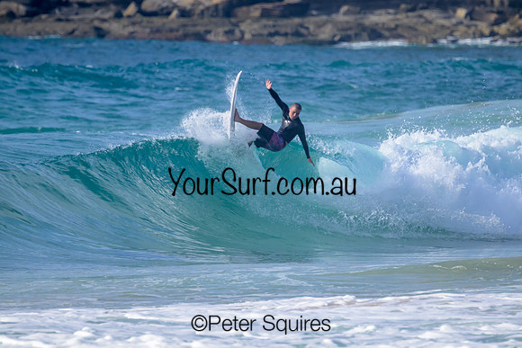Whale_Beach_230425_085534_00646
