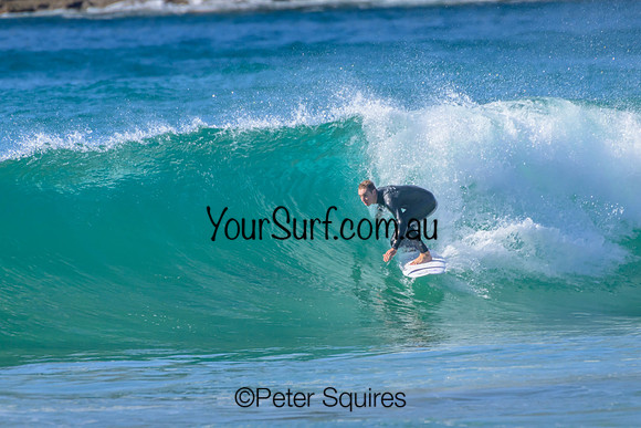 Whale_Beach_230410_092221_00711