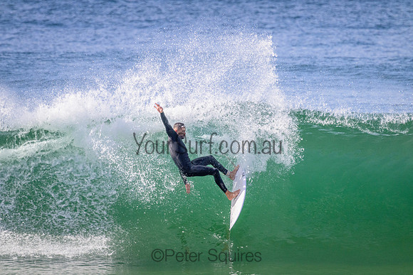 Whale_Beach_220730_102810_0061