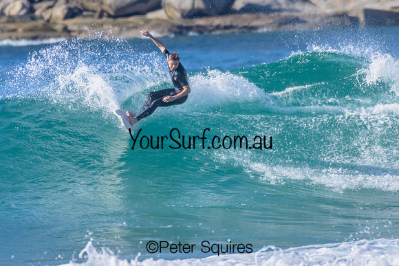 Whale_Beach_230410_084409_00084