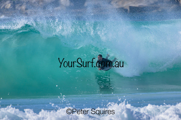 Whale_Beach_230410_084141_00014