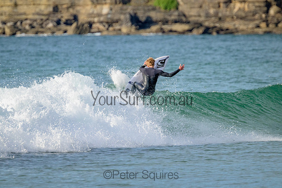 Whale_Beach_220815_080248_0091