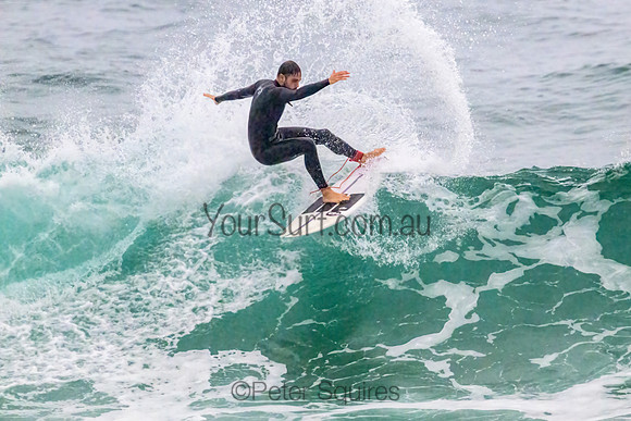Whale_Beach_220513_080445_0076-Edit