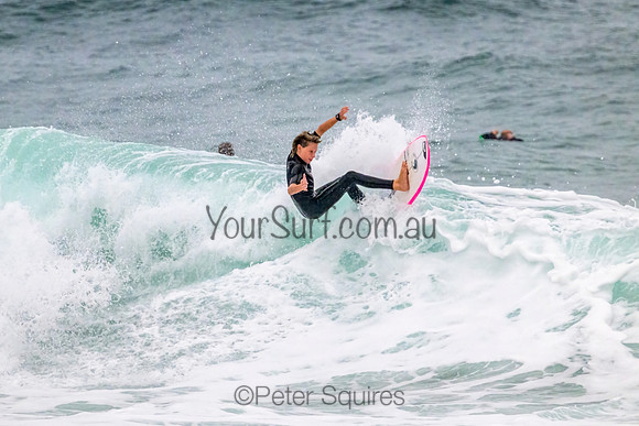 Whale_Beach_220513_075406_0040-Edit
