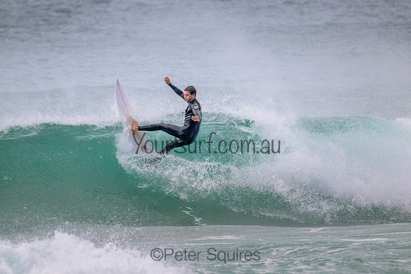 Whale_Beach_220910_094353_0099