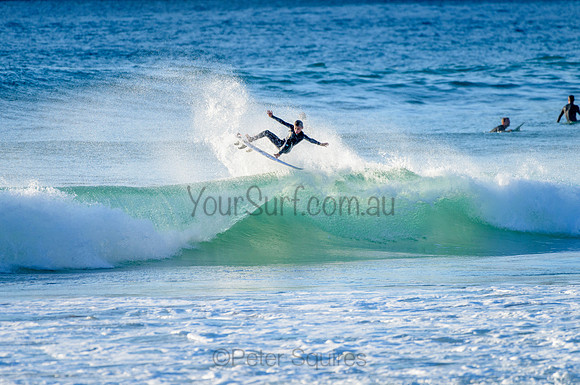 Whale Beach_210305_073948_0024