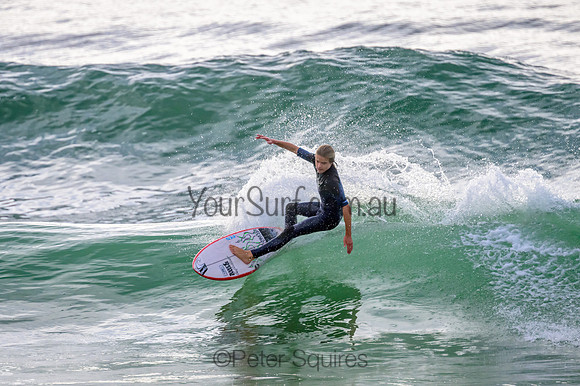 Whale_Beach_220427_080513_0507