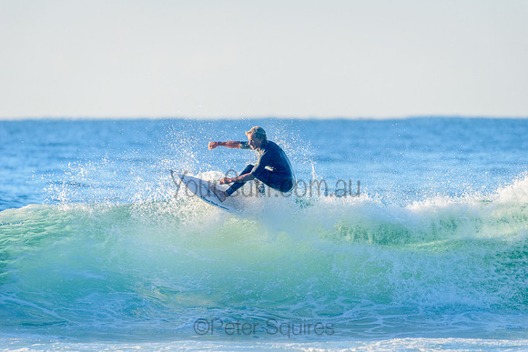 Whale_Beach_210503_072829_0017