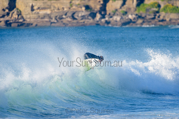 Whale_Beach_210503_075403_0120