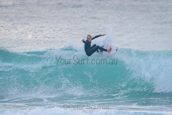 Whale_Beach_210504_072136_0004
