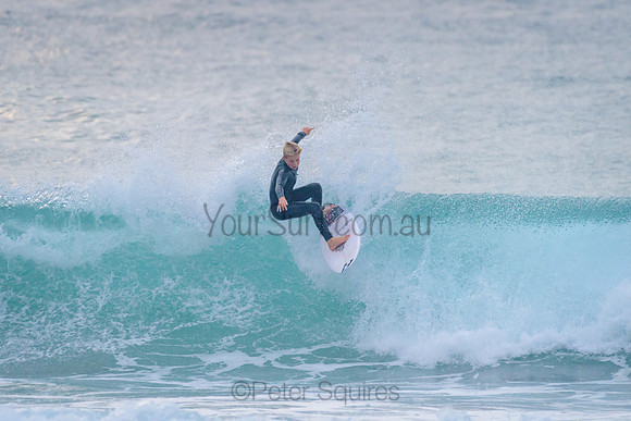Whale_Beach_210504_072136_0005