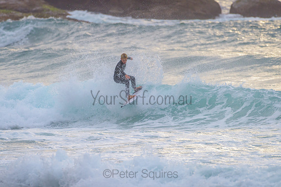 Whale_Beach_210504_072925_0056