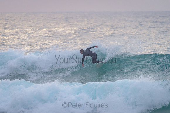 Whale_Beach_210504_073446_0117
