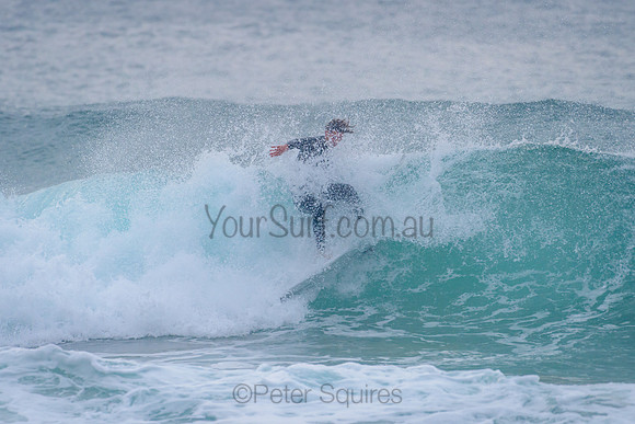 Whale_Beach_210504_073828_0134