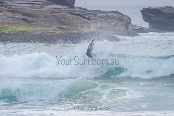 Whale_Beach_210504_074615_0170